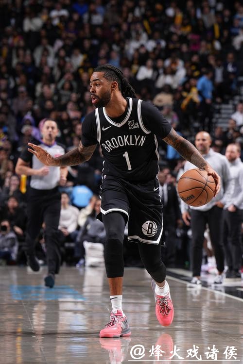 官宣:湖人与篮网达成交易 拉塞尔换锋线神将 官宣:湖人与篮网达成交易 拉塞尔换锋线神将